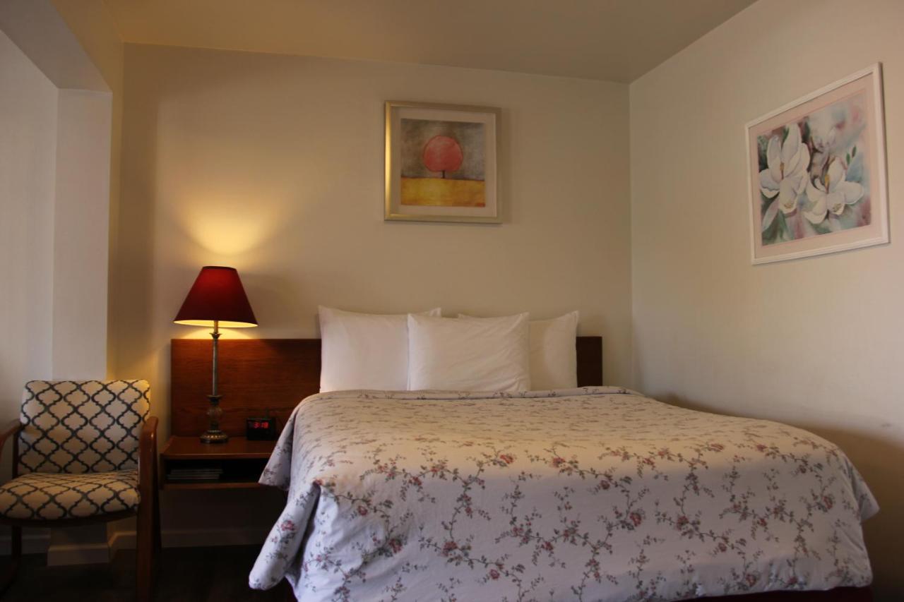 Mariners Cove Inn Уестпорт Екстериор снимка