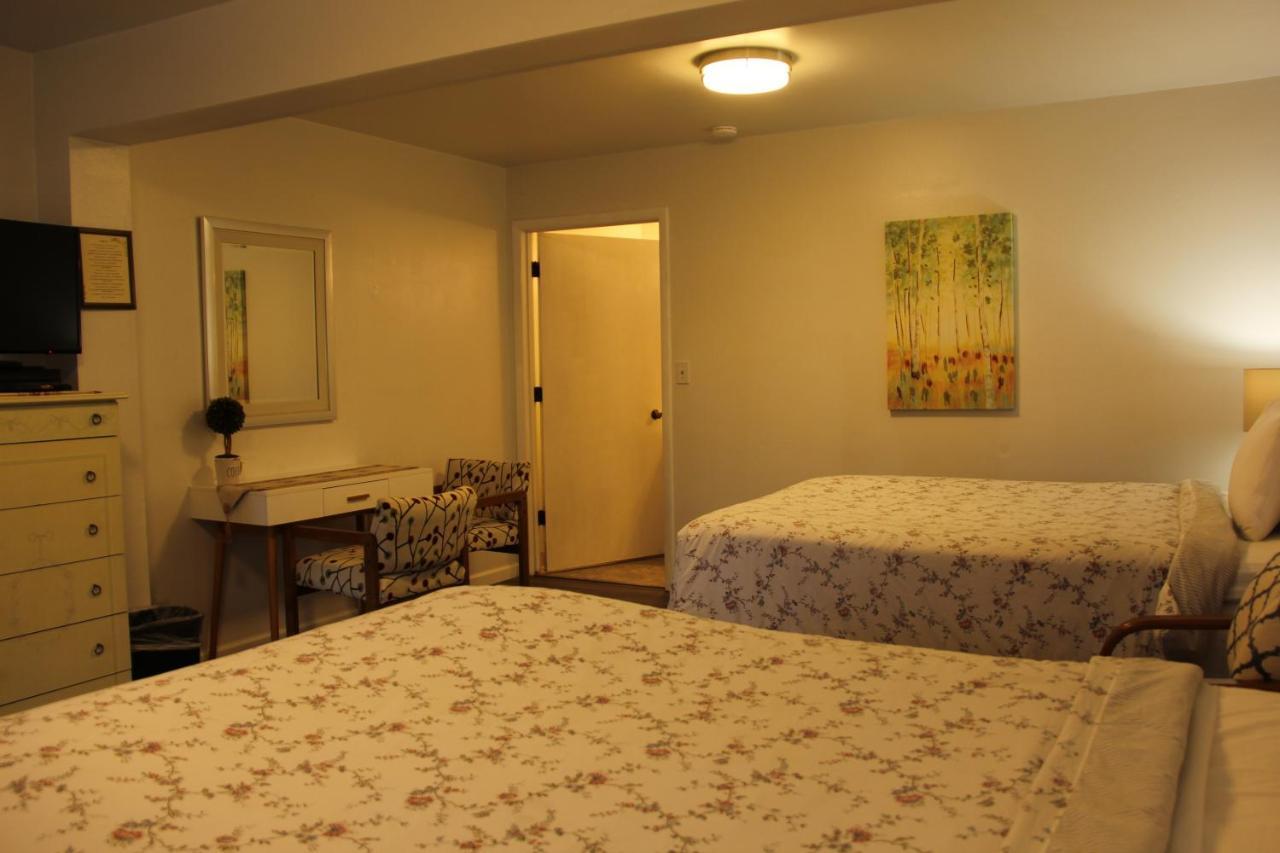 Mariners Cove Inn Уестпорт Екстериор снимка
