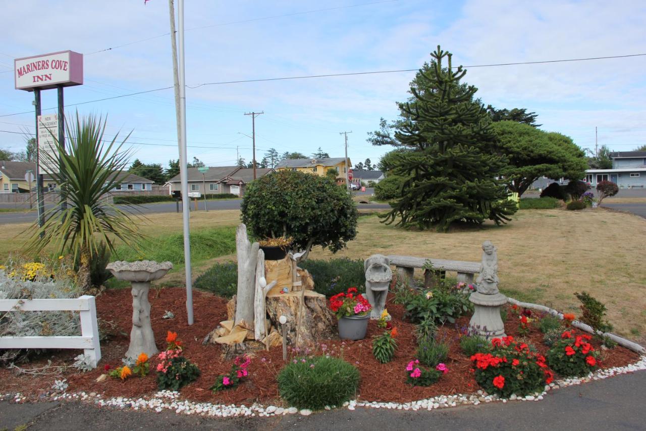 Mariners Cove Inn Уестпорт Екстериор снимка